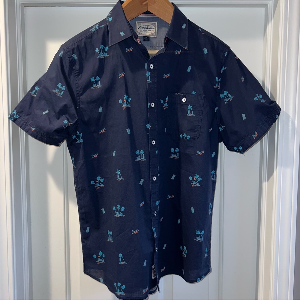 Flag & Anthem casual button down medium